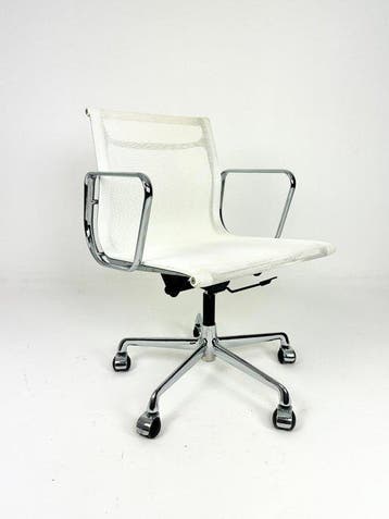 ICF - Charles & Ray Eames - Stoel - EA117 - Aluminium