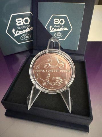 Italië. 5 Euro 2026 80 Years of Vespa (Zonder