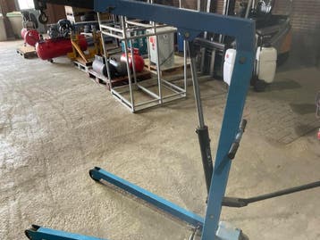 Online veiling: Hydraulische werkplaatskraan