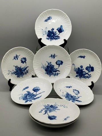 Bord - Klassische Royal Copenhagen Teller - Blaue Blume, Antiek en Kunst