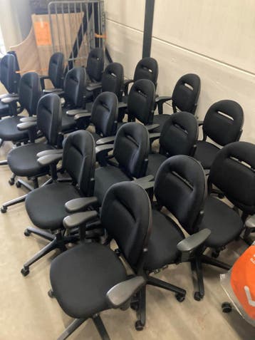 Verschillende merken refurbished bureaustoelen te koop, Ophalen of Verzenden, Ergonomisch, Zo goed als nieuw, Bureaustoel