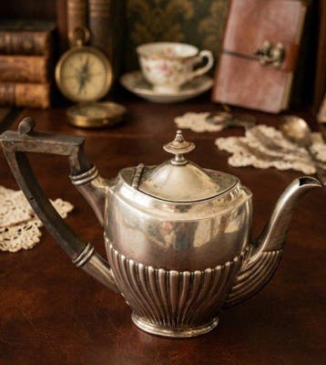James Dixon & Sons - Theepot - Hout, Verzilverd