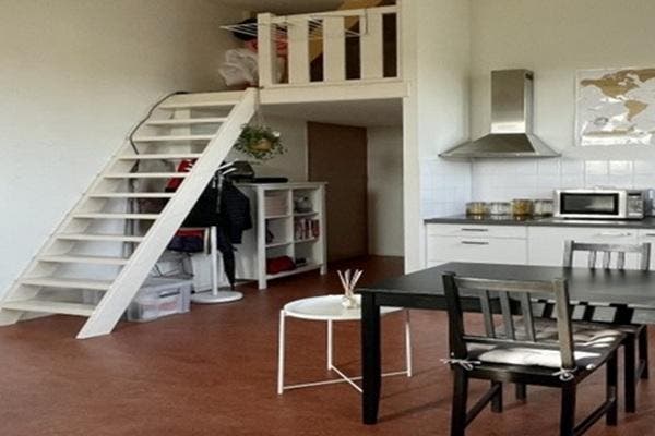 Studio Eusebiusbuitensingel in Arnhem, Huizen en Kamers, Kamers te huur, 20 tot 35 m², Arnhem