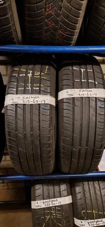 2x 215-65-17 Falken Zomer 4mm €35 Per Band 215 65 17, Ophalen, 17 inch, Band(en), Personenwagen