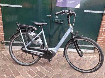 Gazelle Grenoble C7+ met Bosch middenmotor en 500 wh. accu, Ophalen, Gebruikt, 51 tot 55 cm, 50 km per accu of meer