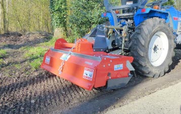 Muratori Italiaanse overtopfrezen voor minitractor, Zakelijke goederen, Veehouderij