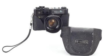 Yashica Electro 35 owned by Bill Zygmant, Beatles, Nieuw