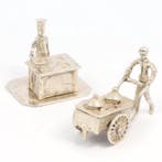 NO RESERVE - C.A. Stout - IJscoman - Kok - Beeldje (2) -