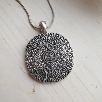 Metalen tree of life ketting, Sieraden, Tassen en Uiterlijk, Armbanden, Nieuw