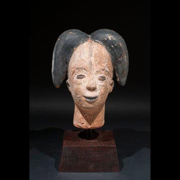 Hoofd van een Mbari-beeld - Mbari - Igbo - Nigeria