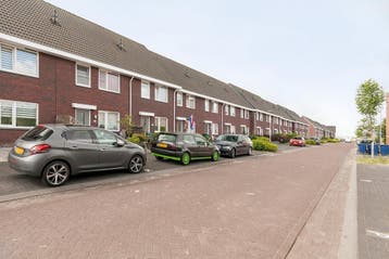 Te huur: Huis Leif Erikssonstraat in Almere, Huizen en Kamers, Almere, Flevoland