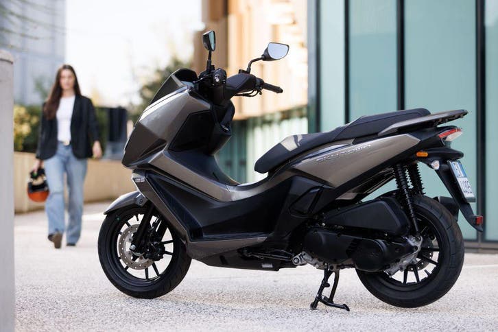 Kymco | Sky Town 125i Euro5+, Fietsen en Brommers, Scooters | Kymco, Nieuw, Overige modellen, Ophalen of Verzenden
