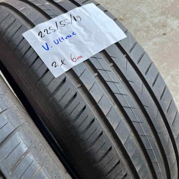 2 x Vredestein Ultrac 225-55-19 Zomerbanden 6mm, Auto-onderdelen, Banden en Velgen, 19 inch, Gebruikt, Ophalen of Verzenden, Band(en)