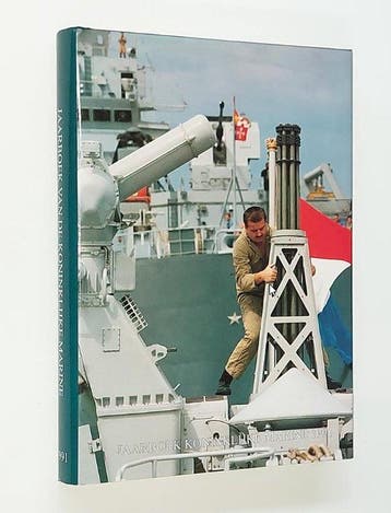 Jaarboek van de Koninklijke Marine 1991, Boeken, Verzenden, Gelezen