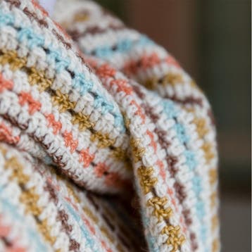 Haakpatroon Bolletjes Sjaal - vrolijk accessoire met pompo, Ophalen of Verzenden, Nieuw