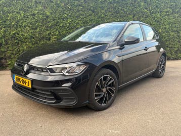 Volkswagen Polo 1.0 MPI 80pk 2022 Zwart, Dealer onderhouden, Gebruikt, Zwart, Handgeschakeld