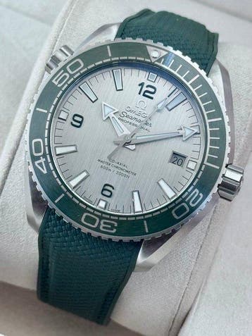 Omega - Seamaster Planet Ocean Automatic Green Bezel -, Nieuw