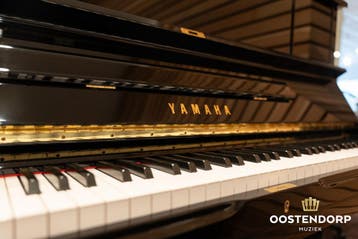 Yamaha UX1 PE messing piano - 4409057, Zo goed als nieuw, Zwart, Piano