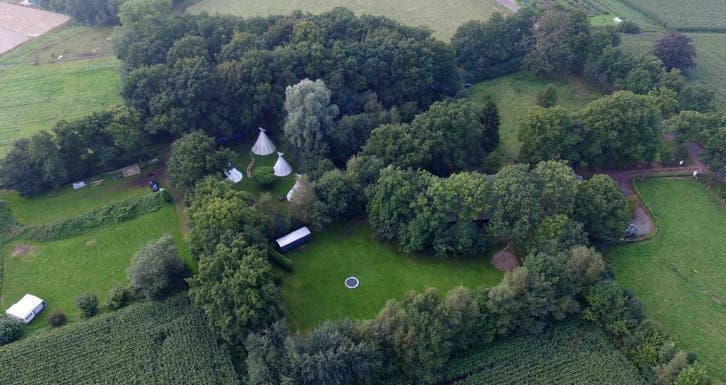 Natuurlijke bruiloft locatie, Caravans en Kamperen, Tenten, Zo goed als nieuw, meer dan 6