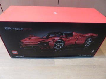 Lego Set - 42143 - Technic - Ferrari Daytona SP3 - Sealed, Nieuw