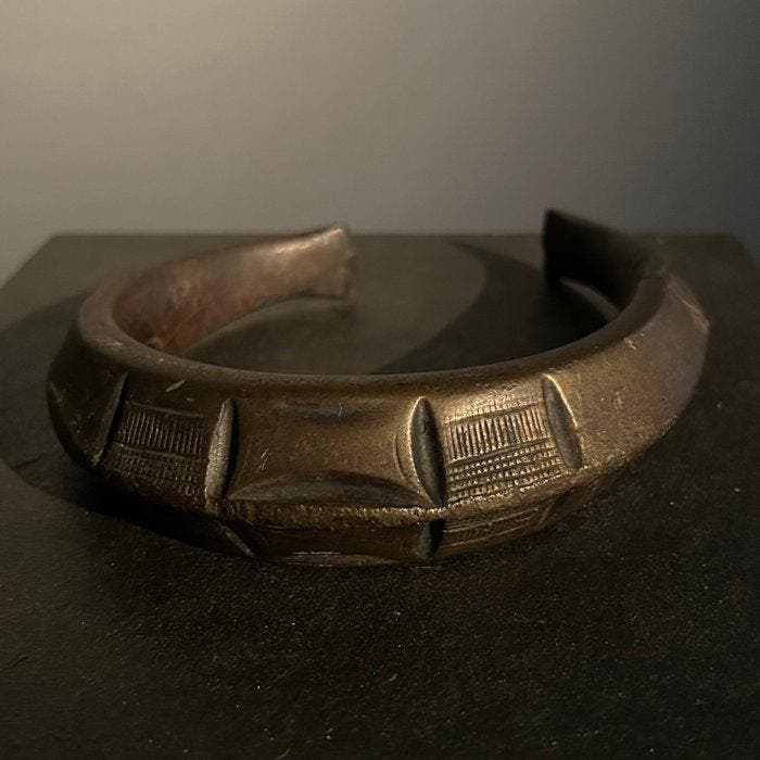 Akuré - Giftand - Gabon, Antiek en Kunst, Kunst | Niet-Westerse kunst