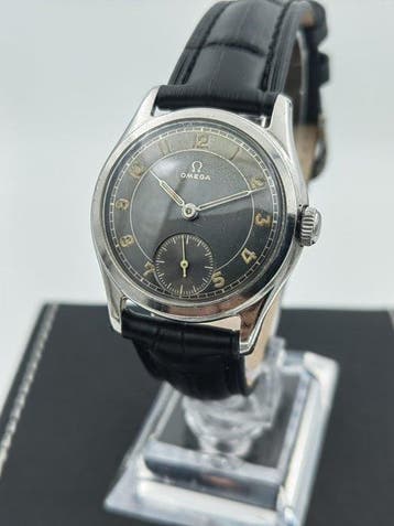 Omega - Military Small Second - Zonder minimumprijs - 2450 1, Nieuw