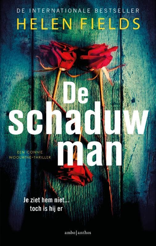 De schaduwman / Connie Woolwine 9789026367922 Helen Fields, Boeken, Thrillers, Gelezen, Verzenden