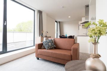 Te huur: Studio Jan van Gentstraat in Badhoevedorp, Huizen en Kamers, Noord-Holland, Badhoevedorp