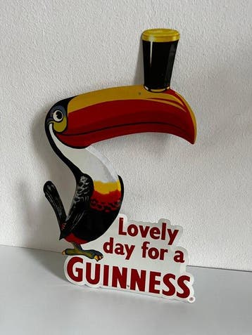 Guinness Toucan Reclamebord – Lovely day for a Guinness – 3D