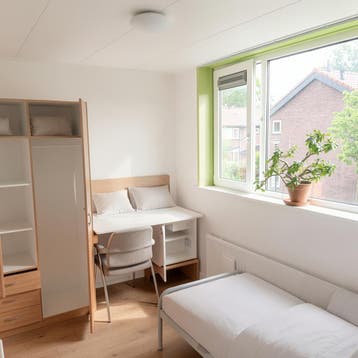 Kamer gevonden in of bij Weesp, 20 tot 35 m²