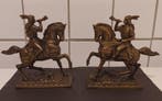 Beeldje - Ruiters met hoorn (2) - Brons, Metaal, Antiek en Kunst