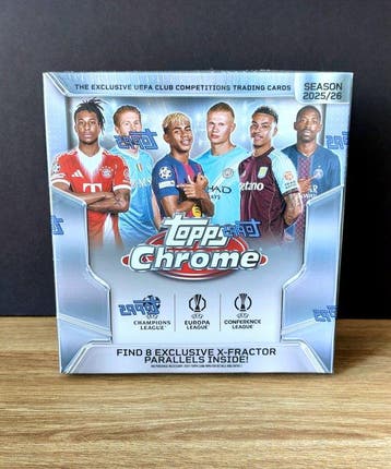 Topps Chrome Ucc Mega Box - 1 Sealed box - Near Mint (NM), Nieuw
