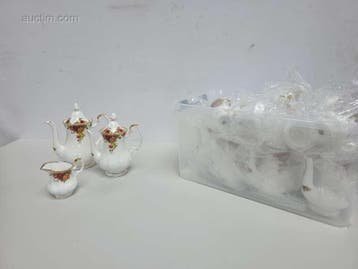 Divers porselein servies ROYAL ALBERT (96x), Diversen, Levensmiddelen