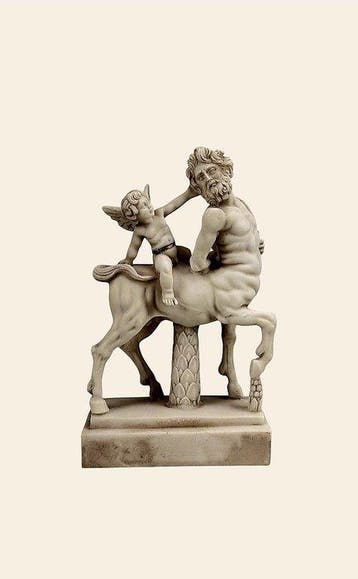 Beeld, Statua centauro e mitologia di Cupido greca romana -