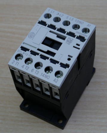 Moeller DILM12-10 magneetschakelaar 24V AC 5,5KW 20A 3P+1NO, Hobby en Vrije tijd, Elektronica-componenten, Verzenden, Nieuw