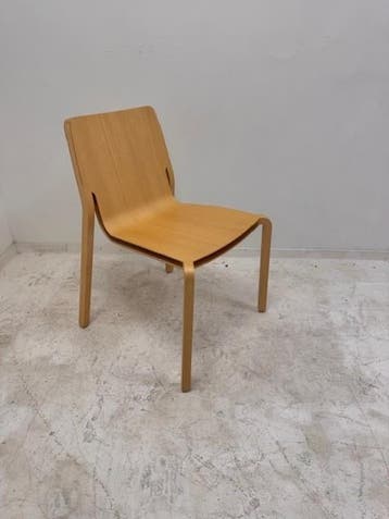 Mitab Layer houten designstoel showroommodel, Aankleding binnen, Ophalen of Verzenden, Gebruikt, Stoel
