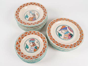 Cecconi Orvieto - Tafelservies (18) - Majolica - Met de hand