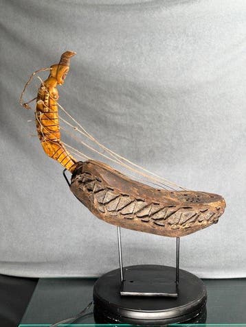 Zeldzame boogvormige antropomorfe Mangbetu-harp – RDC -, Antiek en Kunst