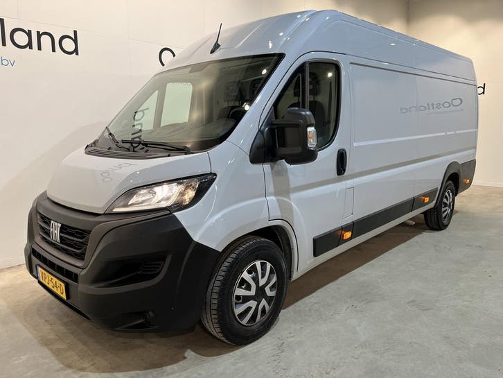 Fiat Ducato 35 2.2 MultiJet L4H2 Maxi 140 PK Automaat, Auto's, Bestelauto's, Lease, Overige kleuren, Automaat, Zilver of Grijs