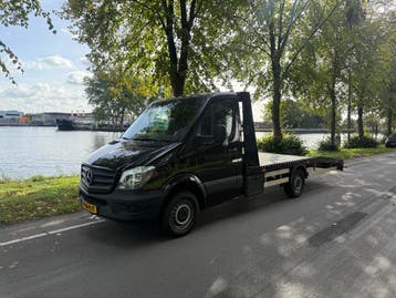 OPRIJWAGEN HUREN KM-VRIJ! TAKELWAGEN AUTO AMBULANCE, Verhuiswagen of Bestelauto