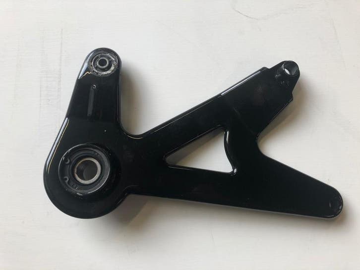 Uitlaat ophanging plaat RSO Sense/Maple-2/ Rl-50/ Lux 50/ RI, Fietsen en Brommers, Brommeronderdelen | Scooters, Verzenden
