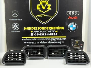 Renault Master Luchtrooster Dashboard bj.2021 art.687517173R, Gebruikt, Renault