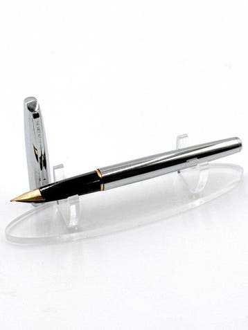 Waterman 18K Gold Nib Fountain Pen Silver Black France, Verzamelen, Pennenverzamelingen, Nieuw