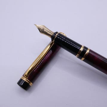 Pilot - Pilot Grance Fountain Pen Red Marble Gold Trim, Nieuw