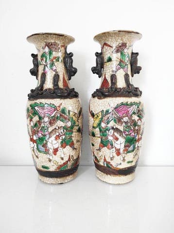 Vaas - Steengoed - China - Qing Dynastie (1644-1911) -, Antiek en Kunst