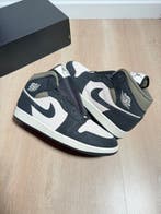 Air Jordan - Air Jordan 1 Mid - Sneakers - Maat: EU 42.5 -, Nieuw
