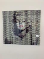 Van Apple - Marilyn Monroe - Guilty Pleasure
