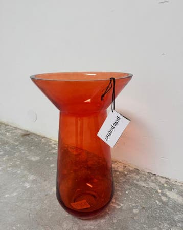 Polspotten Long Neck Vaas - Ongebruikt, Ophalen of Verzenden, Zo goed als nieuw, Oranje, Glas