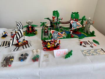 Lego Set - Pirates - Lot de 4 sets LEGO Islanders vintage –, Nieuw