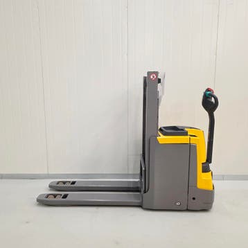 2017 - jungheinrich ejd220 - elektrische stapelaar 2000kg, 1000 tot 2000 kg, Elektrisch, Palletwagen, Jungheinrich 